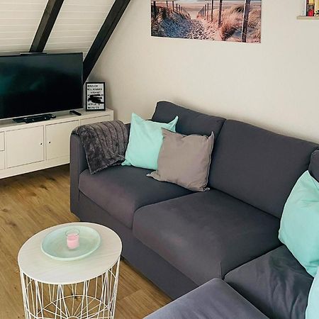 Cozy Apartment In Friedrichskoog With Kitchen エクステリア 写真